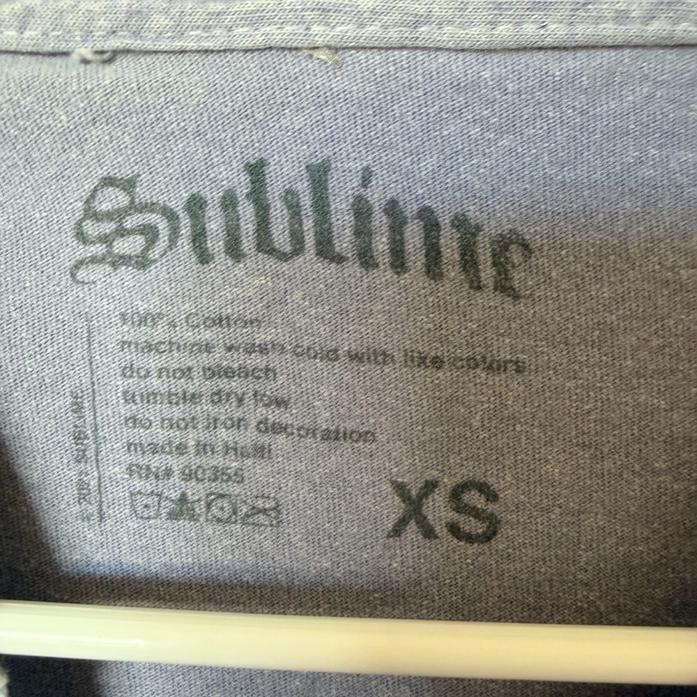 Sublime Cropped Band Tee - Picture 3 of 3